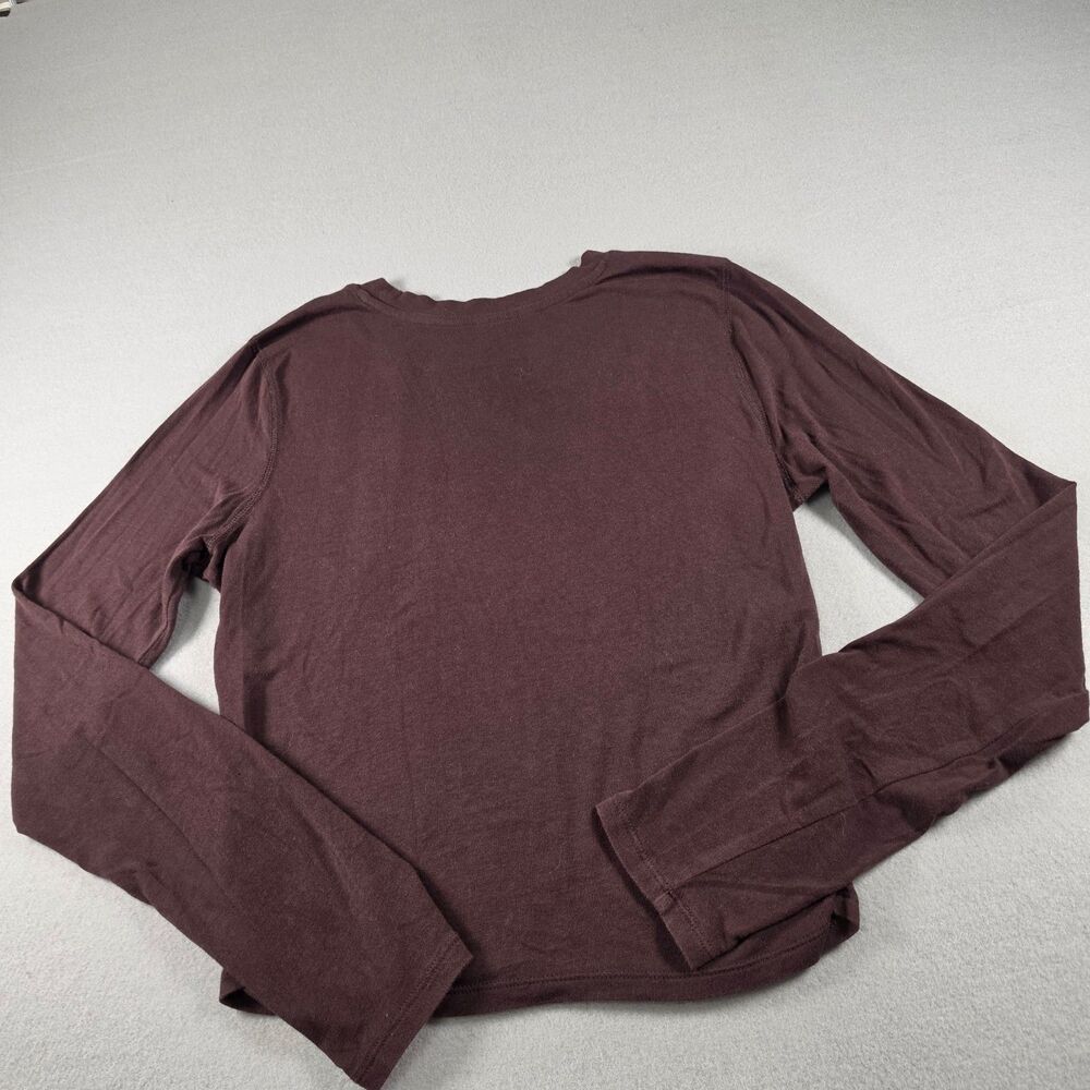 Vuori Long Sleeve Shirt โ Womenโs Size Medium Brown
